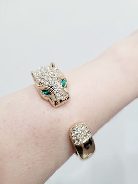 Brand New Gold Tone Tiger Head Stainless Bangle Bracelet